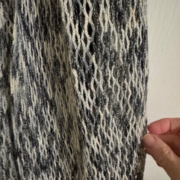 Steve Madden Black & Gray Metallic Infinity Scarf - Picture 4 of 4